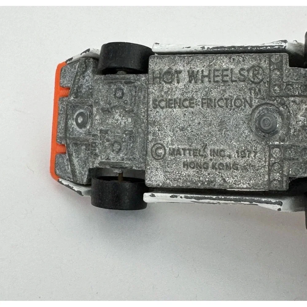 Vintage 1978 Hot Wheels Science Friction Space Cop White Diecast Car Hong Kong
